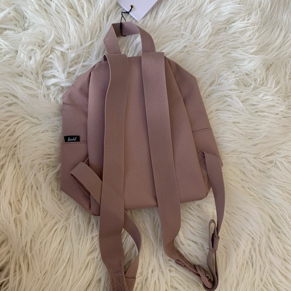 Dusty Rose Hershel backpack - Picture 2 of 8